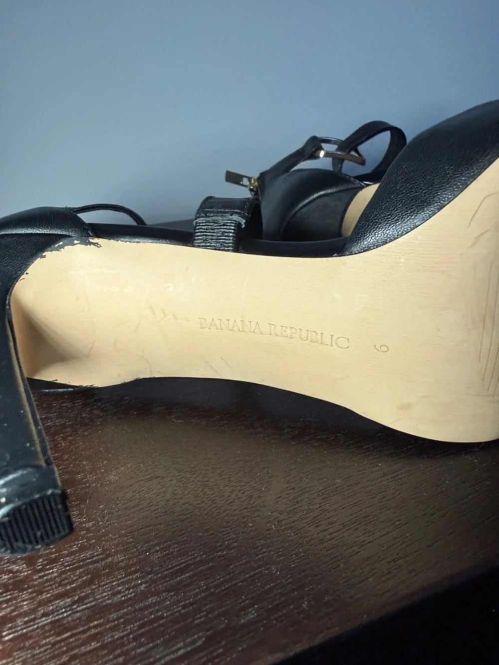 Banana Republic Women’s Black Strappy High Heel Pumps Size 9 Dress Shoes - Picture 5 of 6